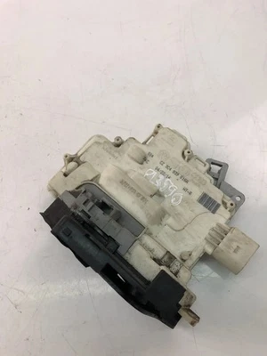 VW PASSAT B7 362 Verrou de Porte Avant Gauche 3C4839016A 2011 20689945 - Photo 1/4