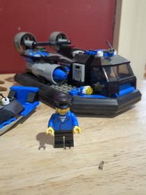 LEGO World City: Hovercraft Hideout (7045) 100% Complete w/Instructions