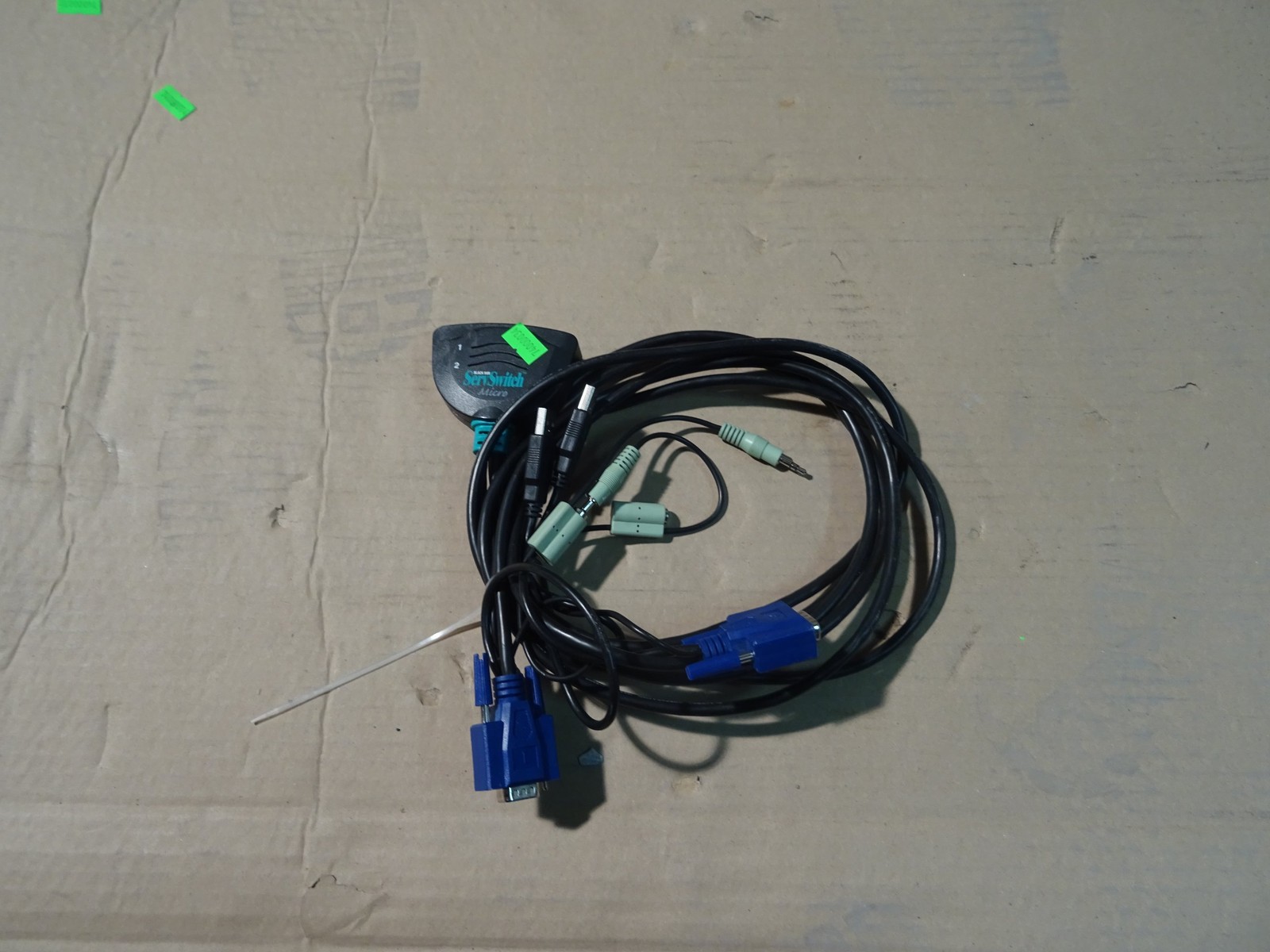 KVM SWITCH BLACK BOX KV405A SERWSWITCH MICRO