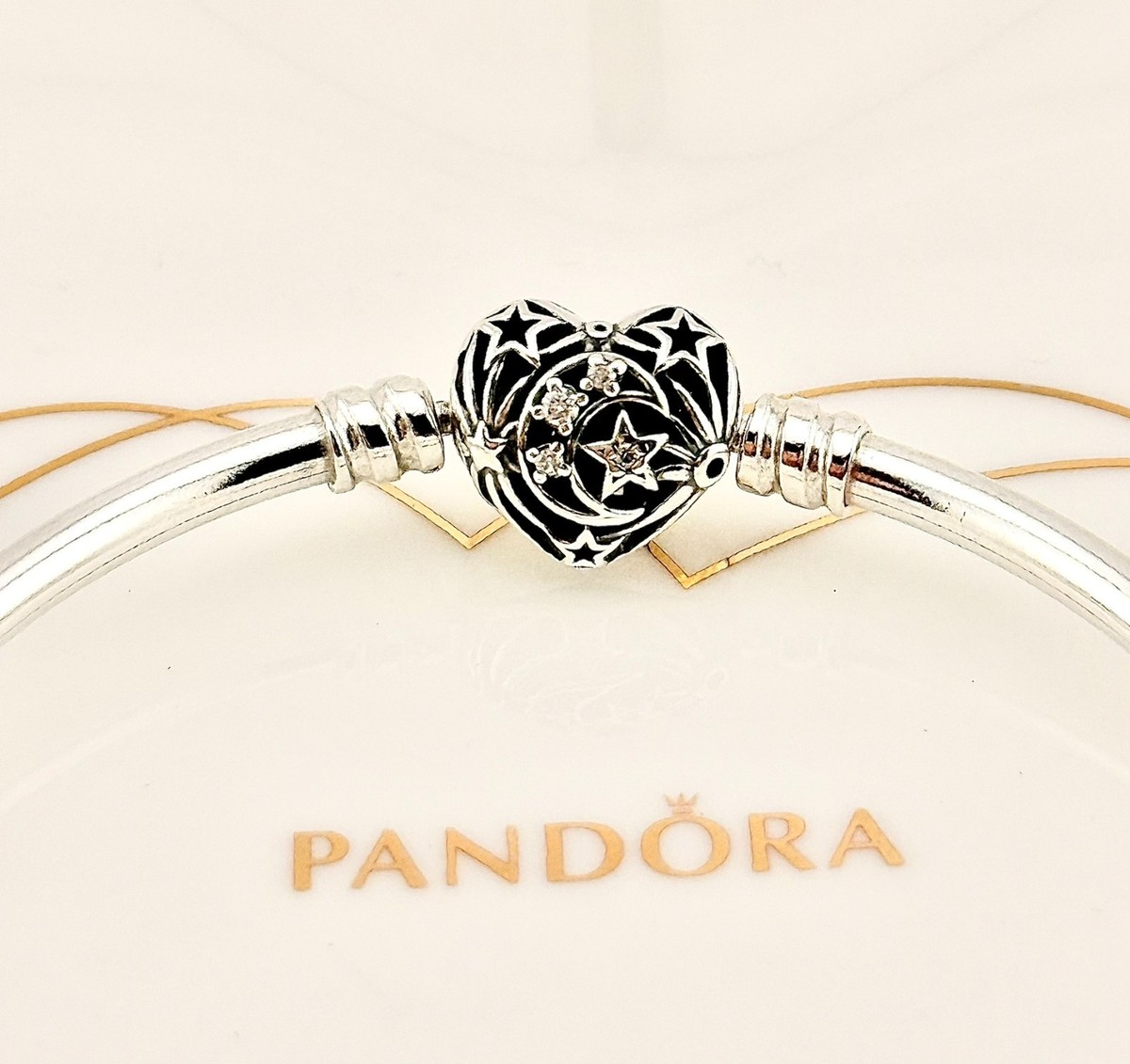 New Genuine Pandora Silver Moments Celestial Heart Clasp Bangle