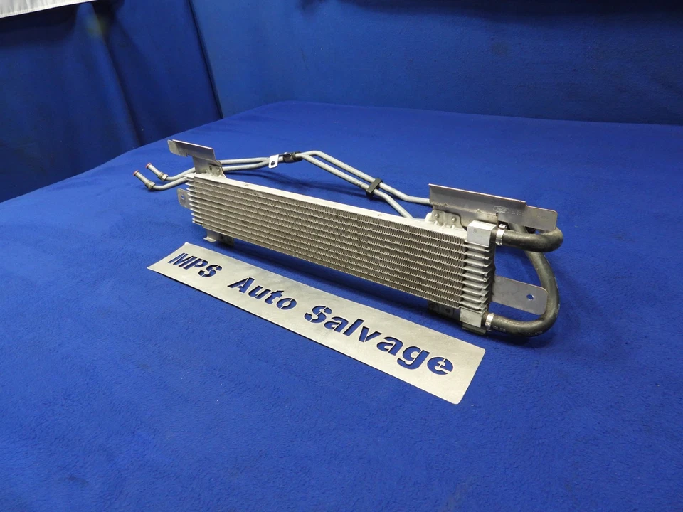 Ford Mustang GT 2005-2009 4,6 L 3 V OEM enfriador de transmisión automática N23 Foto 3 de 4