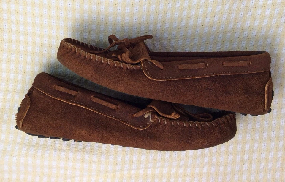 Zapatillas de cuero para mujer Minnetonka marrón talla 7 estilo 596 Foto 2 de 4