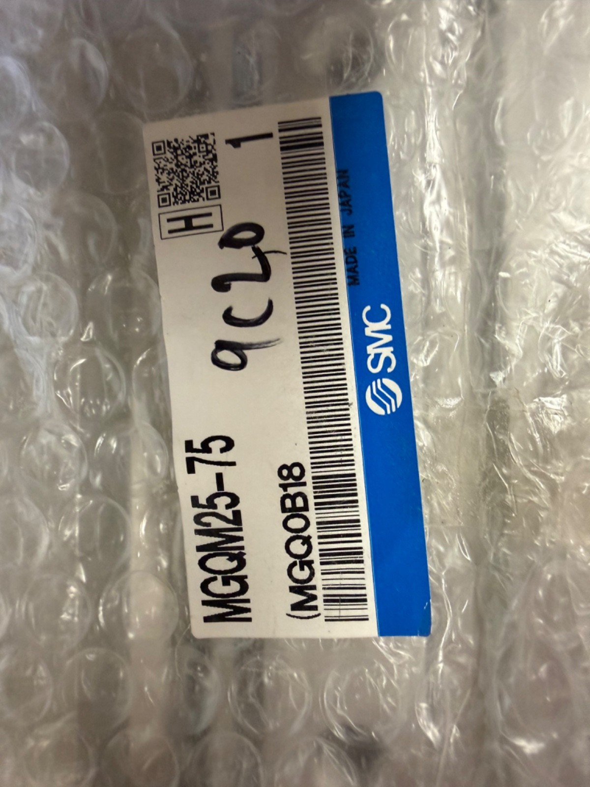SMC MGQM25-75 Compact Guide Cylinder 25mm Bore 75mm Stroke Pneumatic Air