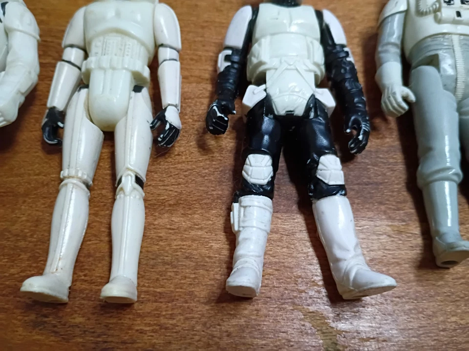 Lote Figuras de Acción Kenner 1977-1983 Star Wars De Colección AT-AT Driver Scout Snow Foto 4 de 4