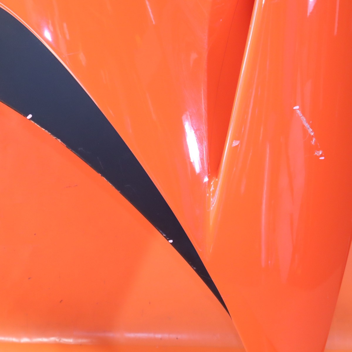 Ferrari Purosangue 2025-2026 Engine lid P/N 985816231