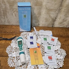 New Orapxi Water Quality Tester. 6 In 1 PH and Salt Pool Tester.