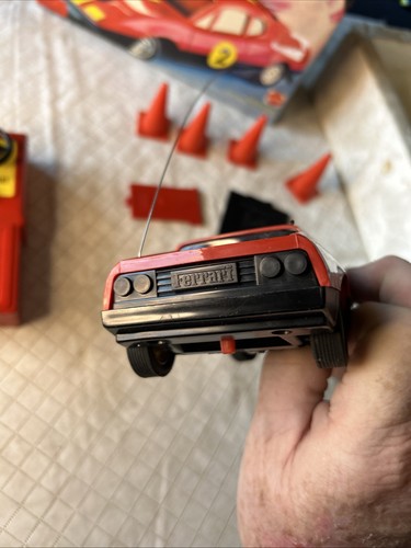 Vintage Ferrari 511 1978 Drive Command Remote Control Car Battery Powered Mattel - Picture 8 of 21