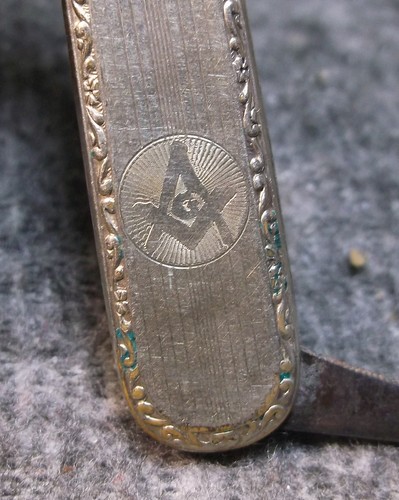 VINTAGE BATES SILVER POCKET KNIFE W/ MASONIC INSIGNIA FREEMASONRY PIPE CLEANER