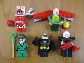 LEGO 70903 BATMAN THE RIDDLE RIDDLER RACER COMPLETE WITH BOX AND BOOKLET