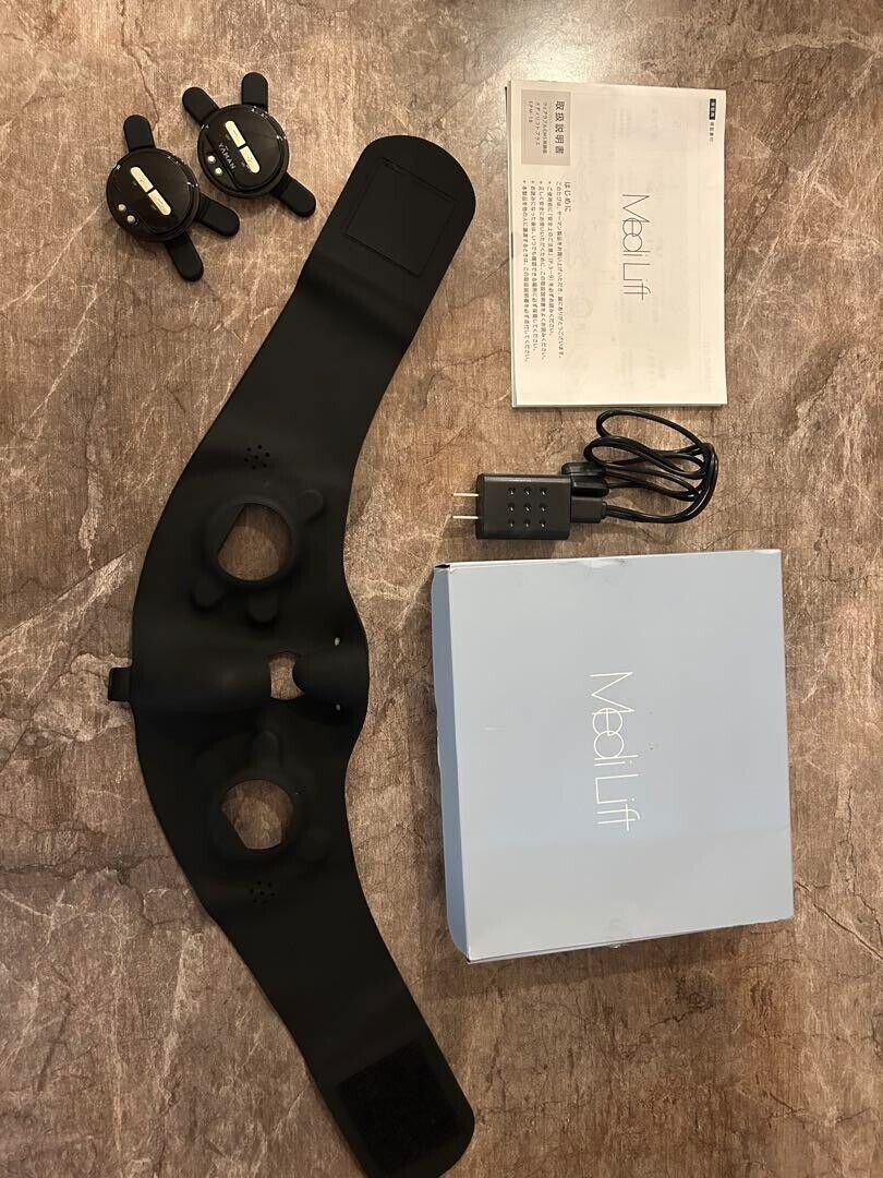 YA-MAN EPM-18BB Medi lift Plus Facial Care Unit Black from YA-MAN EPM-18BB Medi lift Plus Facial Care Unit Black from