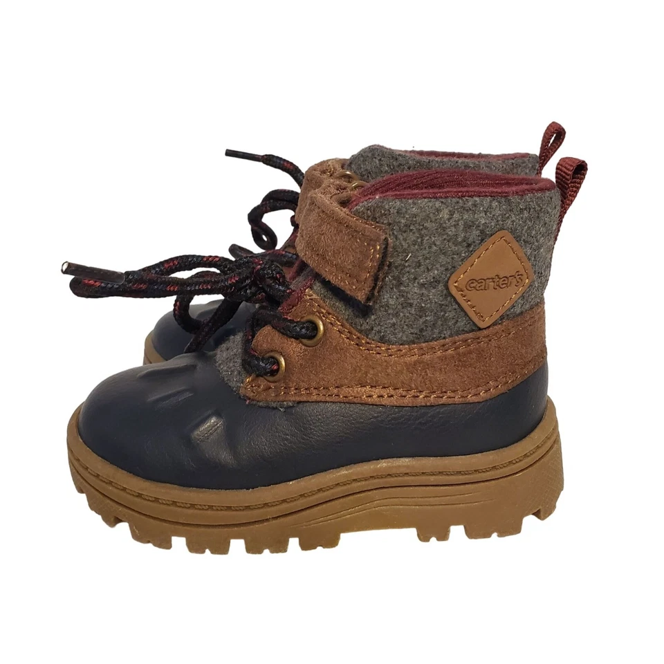 EUC Carter's Boys Freddie Duck Boot Tan/Navy Infant Size 5M - Image 3 of 4
