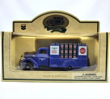 Lledo Days Gone Chevron Standard Oil 1939 Roof Coating Flat Bed - New