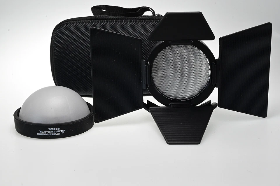 2X Manfrotto Spectra 500S & 1X Flashpoint 144 LED Lights. NOS. #G624 - Image 4 of 4