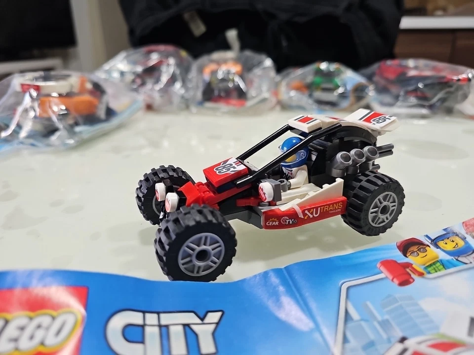 LEGO City 60145 Buggy, foto 2 di 5