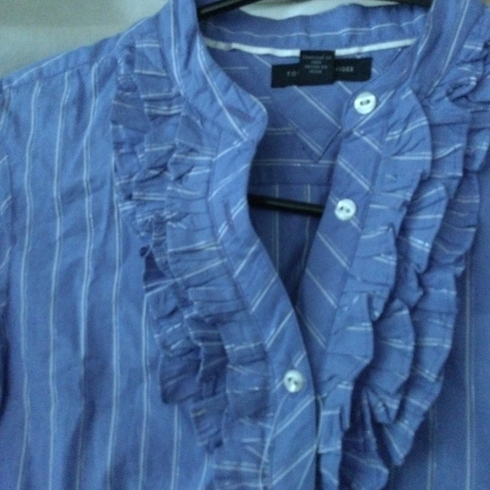 Camisa Tommy Hilfiger Para Mujer Azul Rayas Volantes Cuello Abotonada Nueva Con Etiquetas Talla M Foto 2 de 4