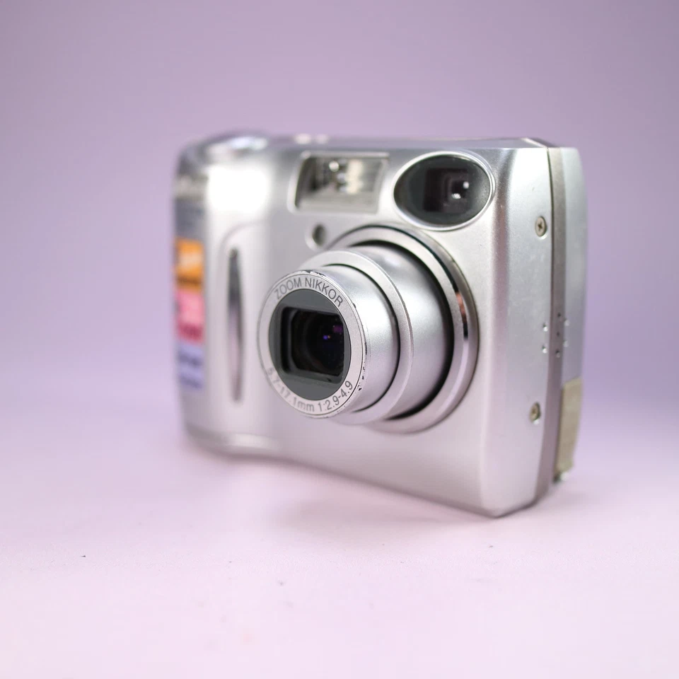 Nikon Digital Camera Coolpix 5600 5.1MP Silver Tested *Read* - Image 2 of 4