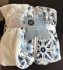 CVS Printed Flannel Blanket With Faux Fur New