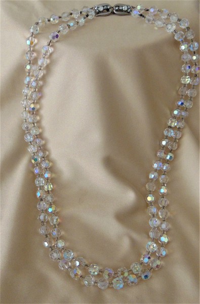 DOUBLE STRAND  VTG  ART DECO AURORA BOREALIS FACETED CRYSTAL BEADED NECKLACE -  