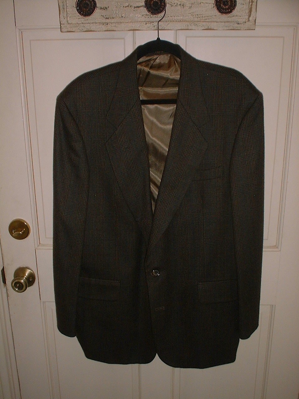 Picture 2 of 6