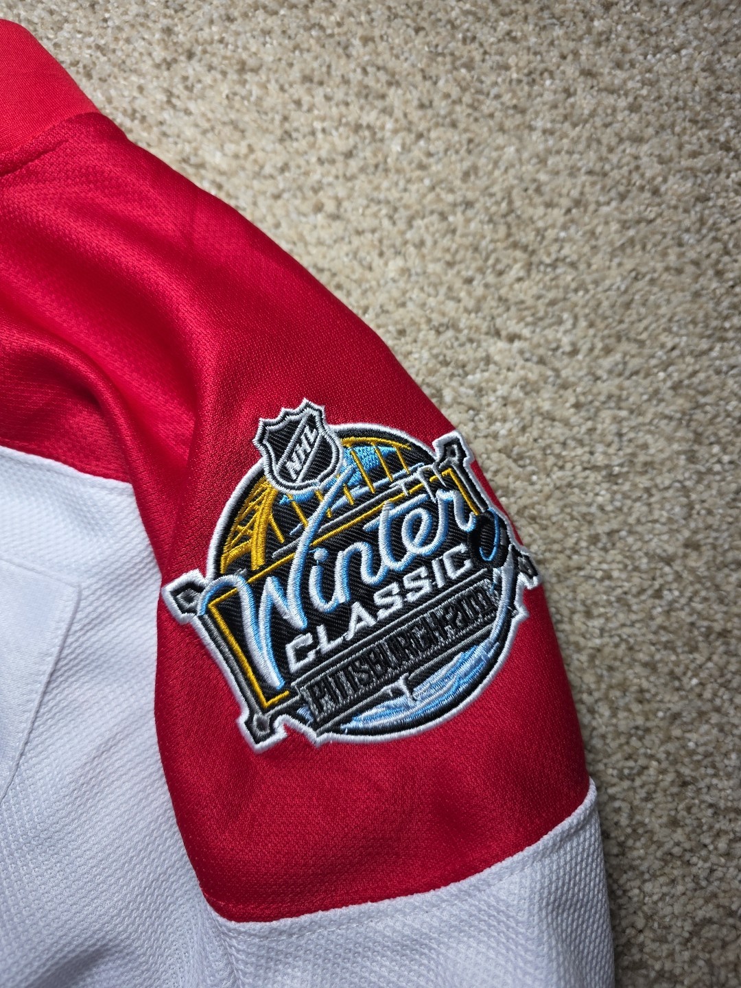 Washington Capitals Alex Ovechkin 2011 Winter Classic Youth Jersey Size L/XL thumbnail 11