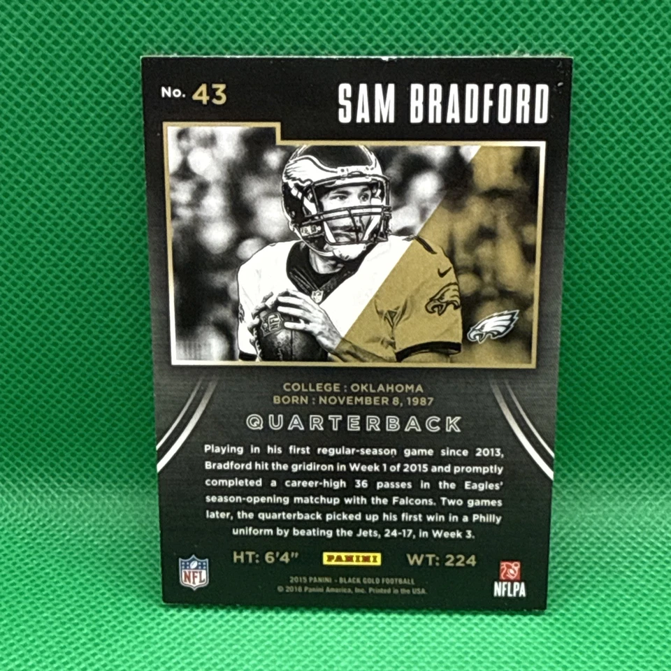 2015 Panini Black Gold Sam Bradford Gold /199 Eagles #43 - Image 2 of 2