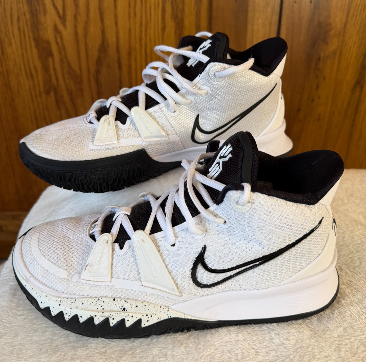 Nike Kyrie 7 VII Basketball Shoes White Black Men’s Performance Sneakers sz 13 Nike Kyrie 7 TB  main image 3
