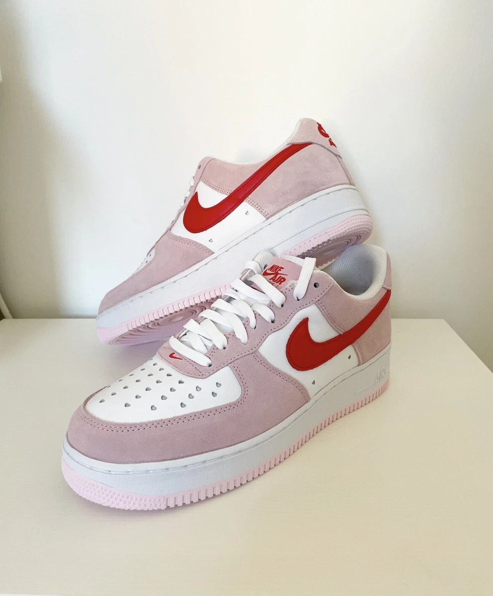 AIR FORCE 1 LOW 07 QS VALENTINE S DAY LOVE LETTER TRAINERS SNEAKERS BNWT