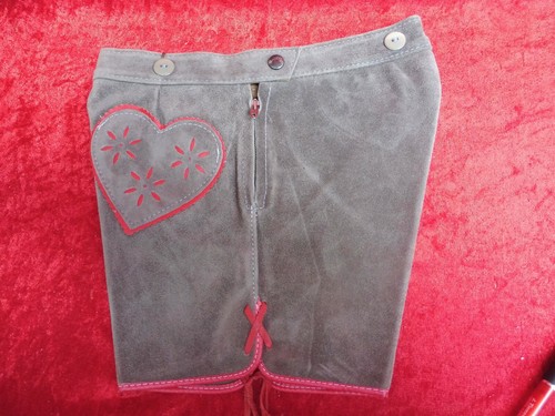 hochwertige Lederhose , Gr. 110 , Made in Germany , kurze Hose , Herzen ! - Bild 3 von 3