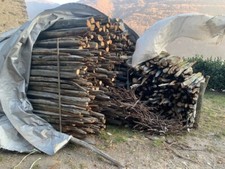 legno antico pali castagno stagionati 50 anni lunghezza da 1,5m a 2,5 m