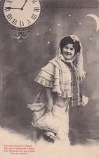 *46594 postcard fantasy - La jour de la Parisienne