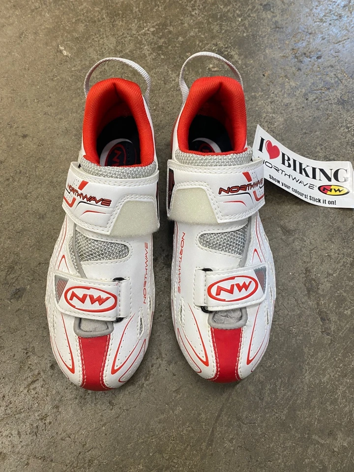 Zapatos de ciclismo Northwave Tribute Triathalon EU 37 / US 5.5 blanco/rojo/plateado Foto 3 de 4