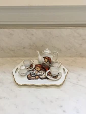 Reutter Porzellan  M.J. Hummel Miniature 10 PIECE Umbrella Girl Tea Set Ltd. Ed