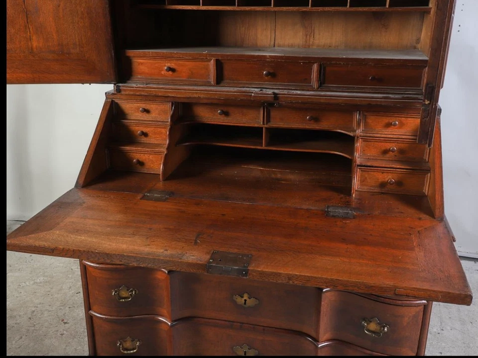 antique baroque fench 2pc desk cupboard serpentine country 1700s - Image 4 of 4