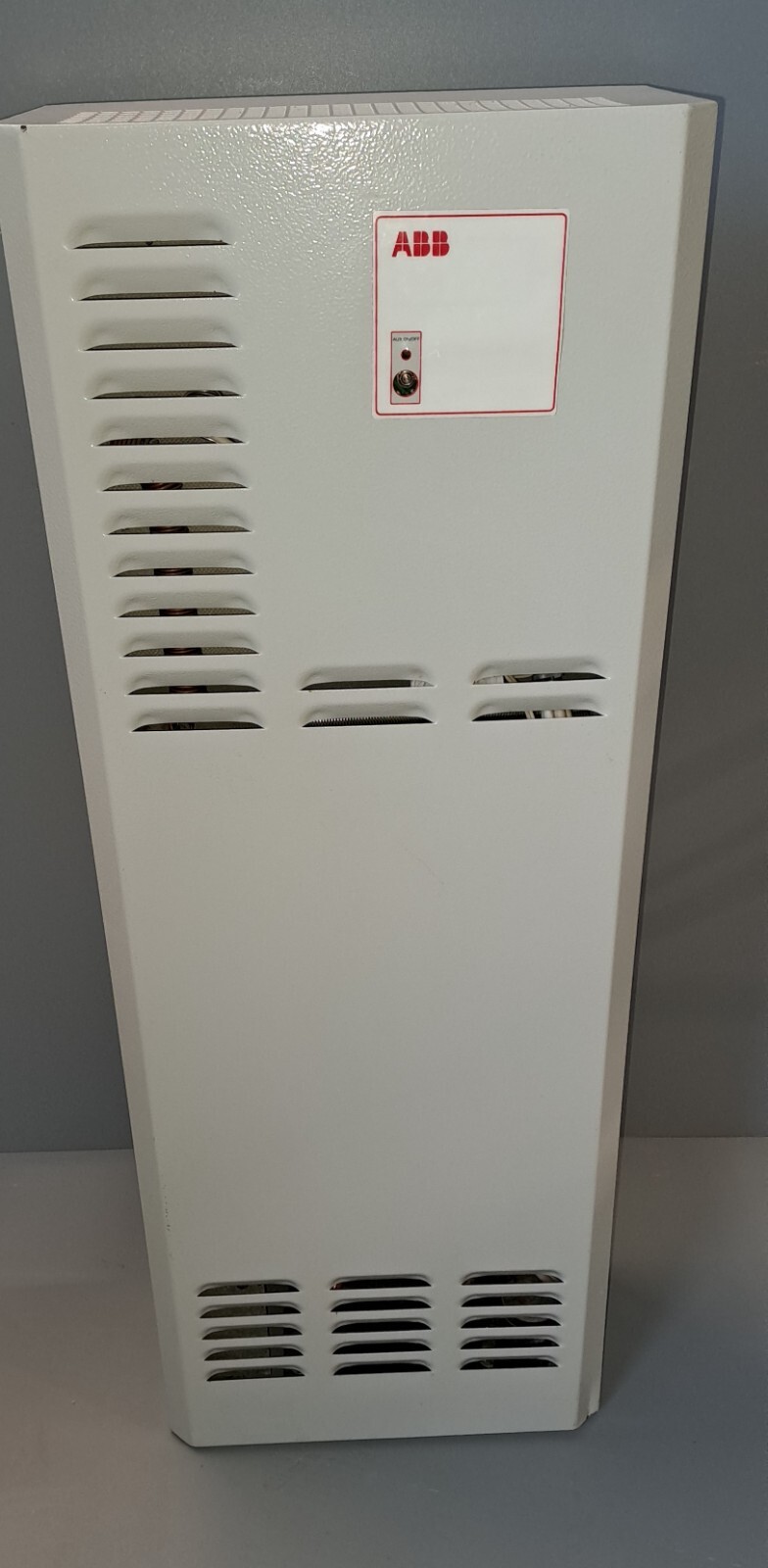 VZ1550 - ABB - VZ1550 / AIRE ACONDICIONADO DE ARMARIO USADO