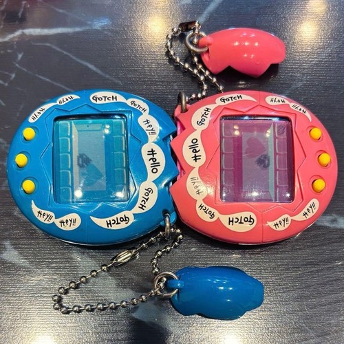 Bandai Tamagotchi Osutchi & Mesutchi Pair Blue Pink Matching Set Vintage Japan