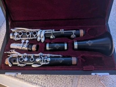Buffet Crampon E11 Bb Klarinette - begehrtes Modell mit fester Daumenauflage - gewartet
