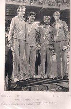 Foto 4x100m Staffel Giesing Schmidt Skamrahl Weber 1982 ohne Unterschriften
