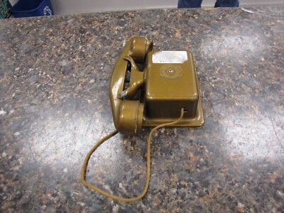 Vintage Serv-U-Fone - Gold Metallic - JN32