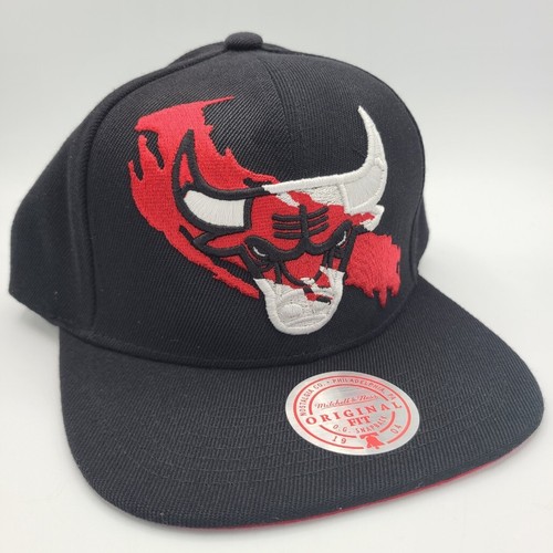 Chicago Bulls Hat Mitchell & Ness Snapback Cap Red Black White Paint Splash Logo - Picture 3 of 6