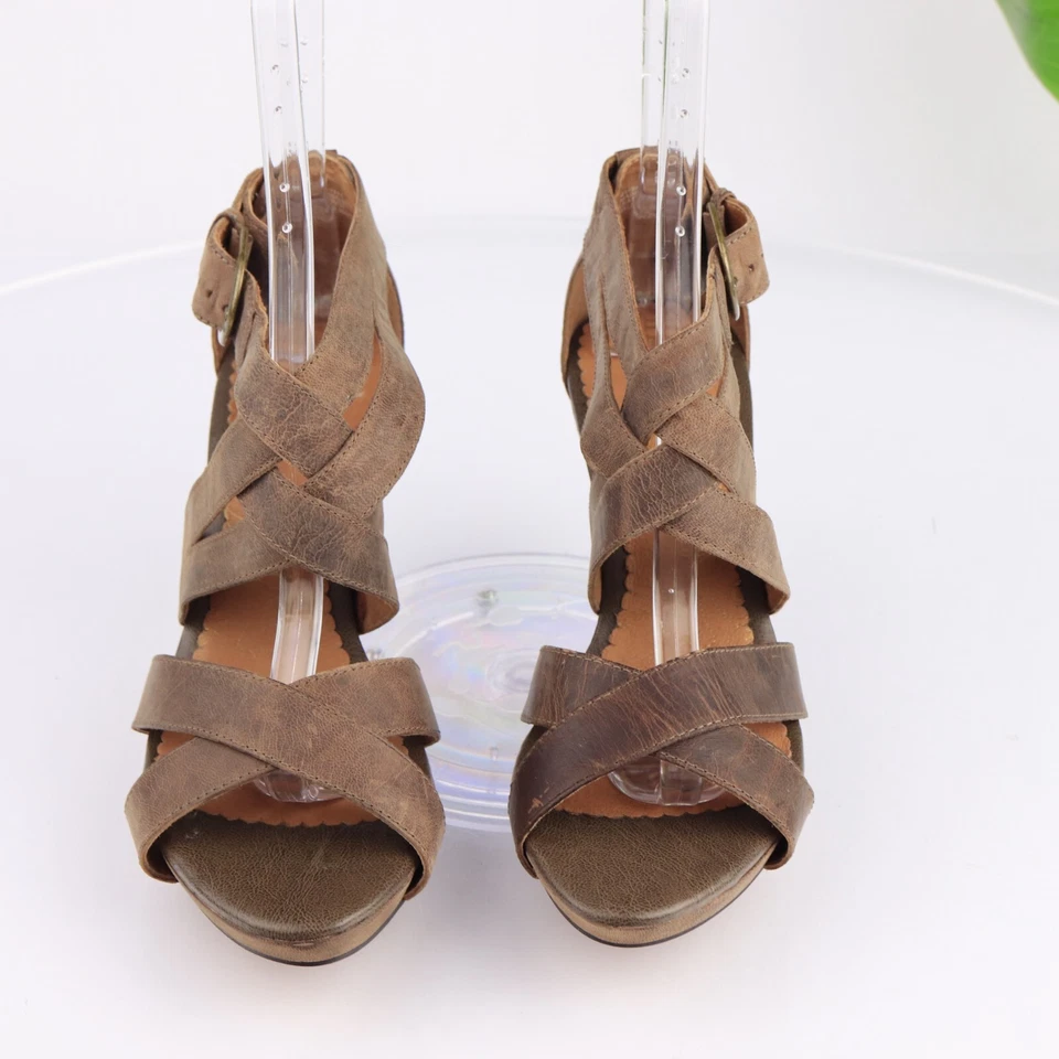 Sandalia Clarks para mujer talla 9,5 cuero marrón envejecido con tiras enjaulado tacón alto Foto 3 de 4