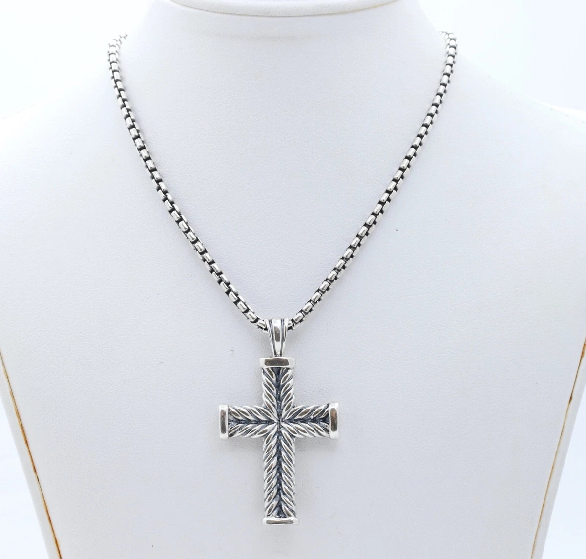 David Yurman Men's Chevron Cross Pendant in Silver, 33.5mm