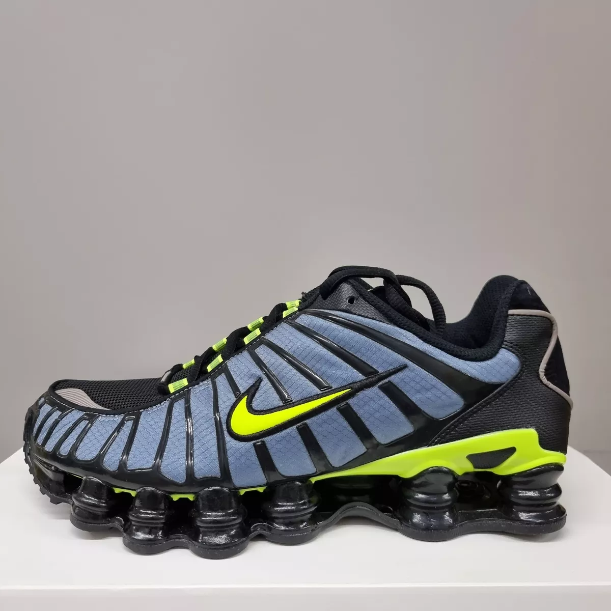 NIKE SHOX TL