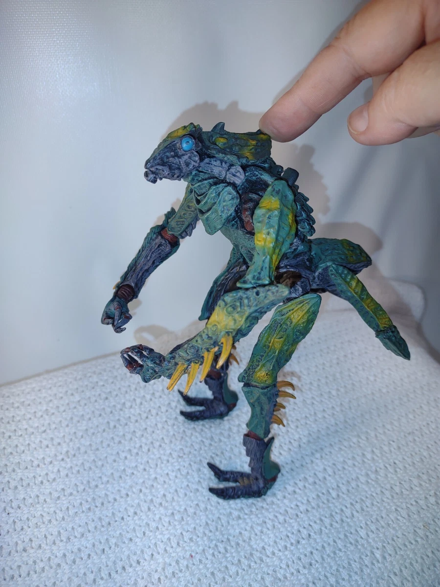 McFarlane Toys Halo Series 2 Drone Action Figure - US