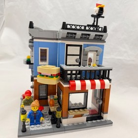 LEGO Creator 31050: Corner Deli Complete w/ Mini-figs Retired- No Box No Manuals