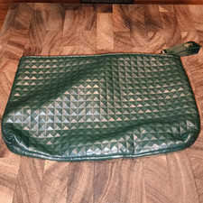 Ipsy Green Plastic Zip Zipper Makeup Bag Cosm...