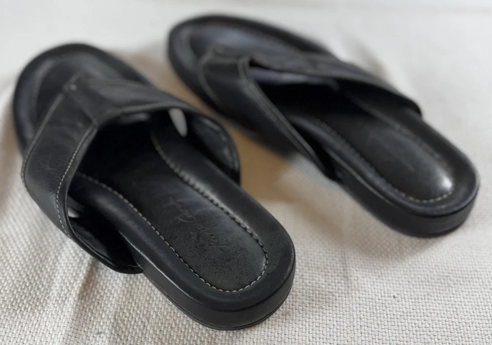 Kenneth Cole Zapatos Para Hombre Talla 10M Negro Cuero Chanclas Sandalias Informales Cómodas Foto 4 de 4