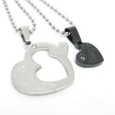 Partnerkette HERZ LOVE Puzzle Edelstahl 2 Partner Anhänger schwarz + 2 Ketten