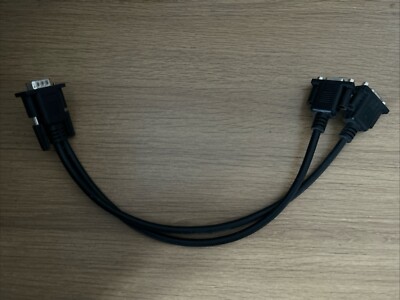 Amazon Basics VGA Monitor Y Splitter - Schwarz