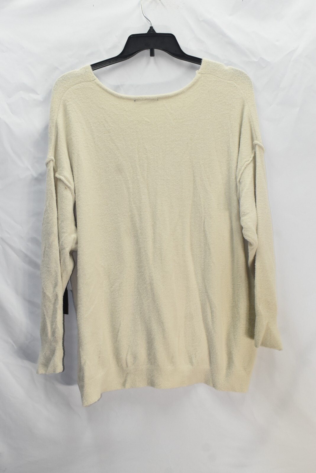 Black Tape Women's Luxe Soft Fleece VNeck Pullover Sweater, Beige