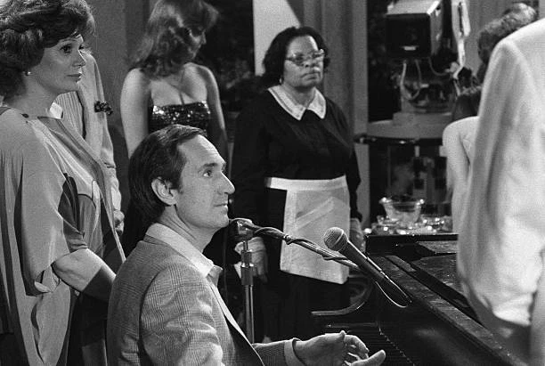 Neil Sedaka on Guiding Light 1982 Television Old Photo - Picture 1 of 1